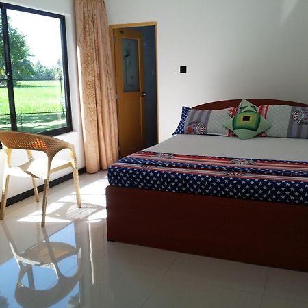 Moon Light Guest House Тисамахарама Екстериор снимка